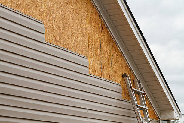 24/7 Emergency Siding Contractor experts in Andover, MN